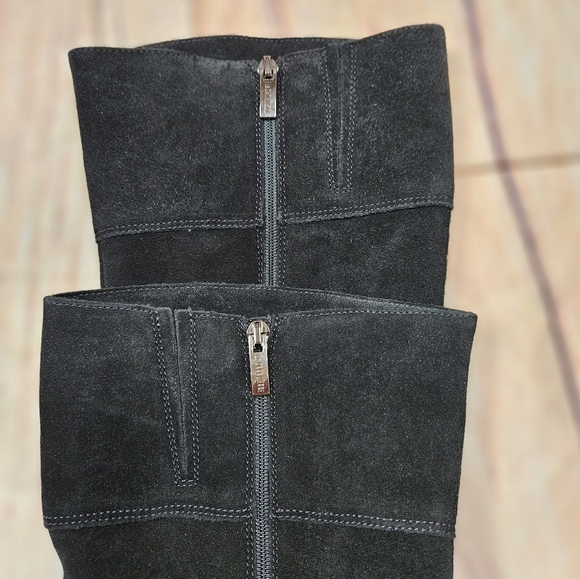 NEW La Canadienne | Passion Black Suede Riding Boot - Picture 7 of 10